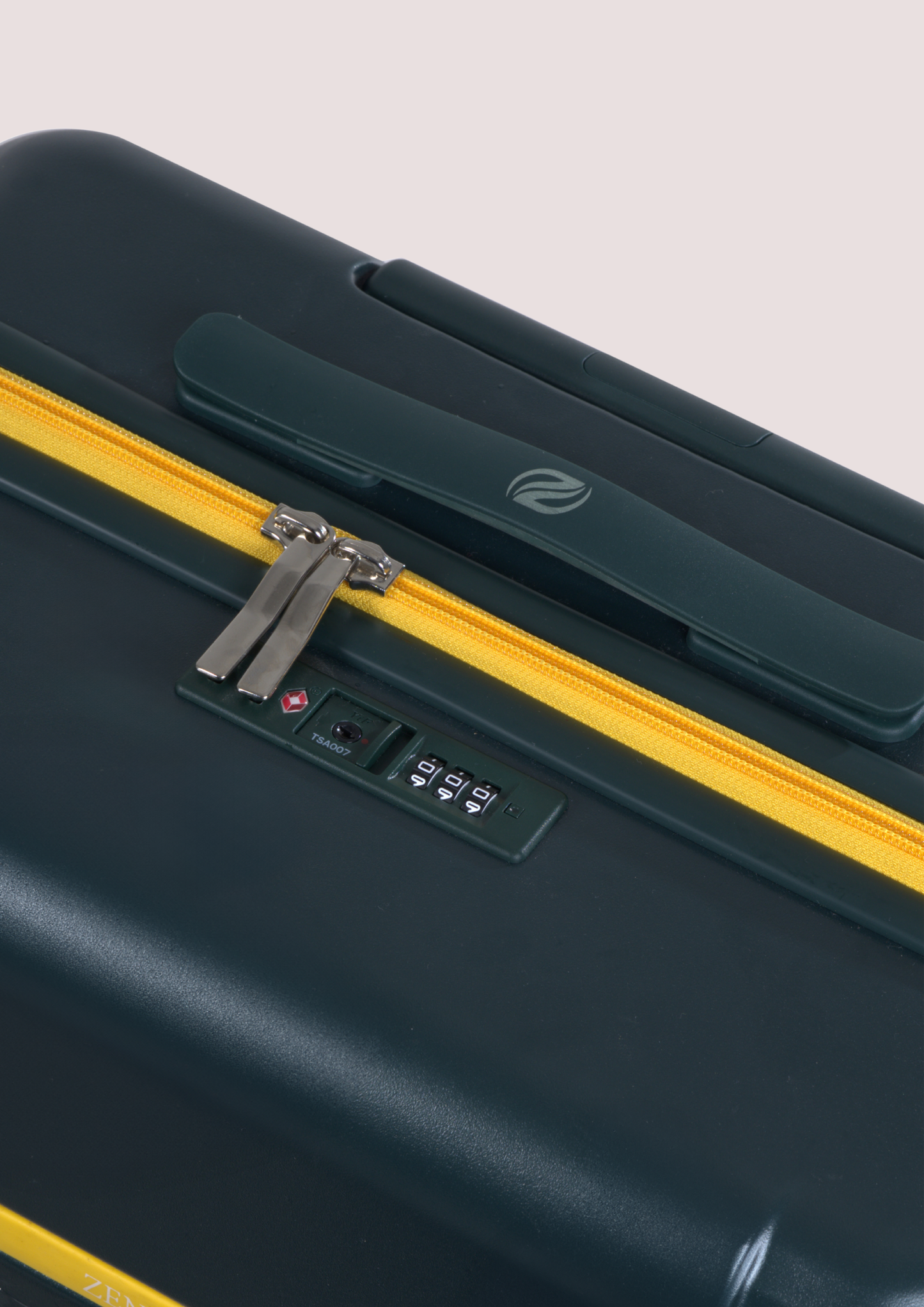 ZENSU HORIZON VOYAGE 28" INCH CHECK IN