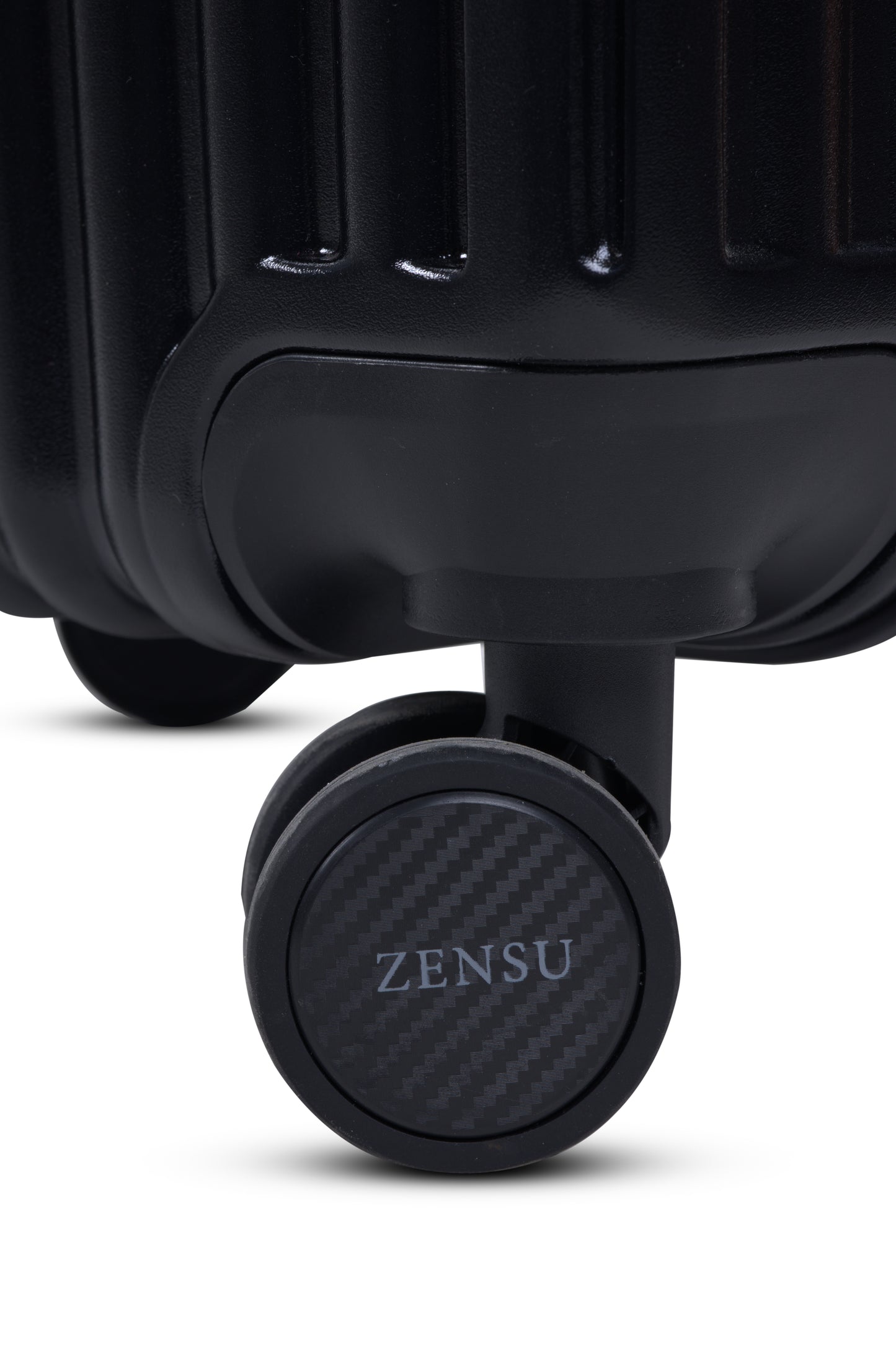 ZENSU HORIZON- 21” INCH CARRY ON (Black)