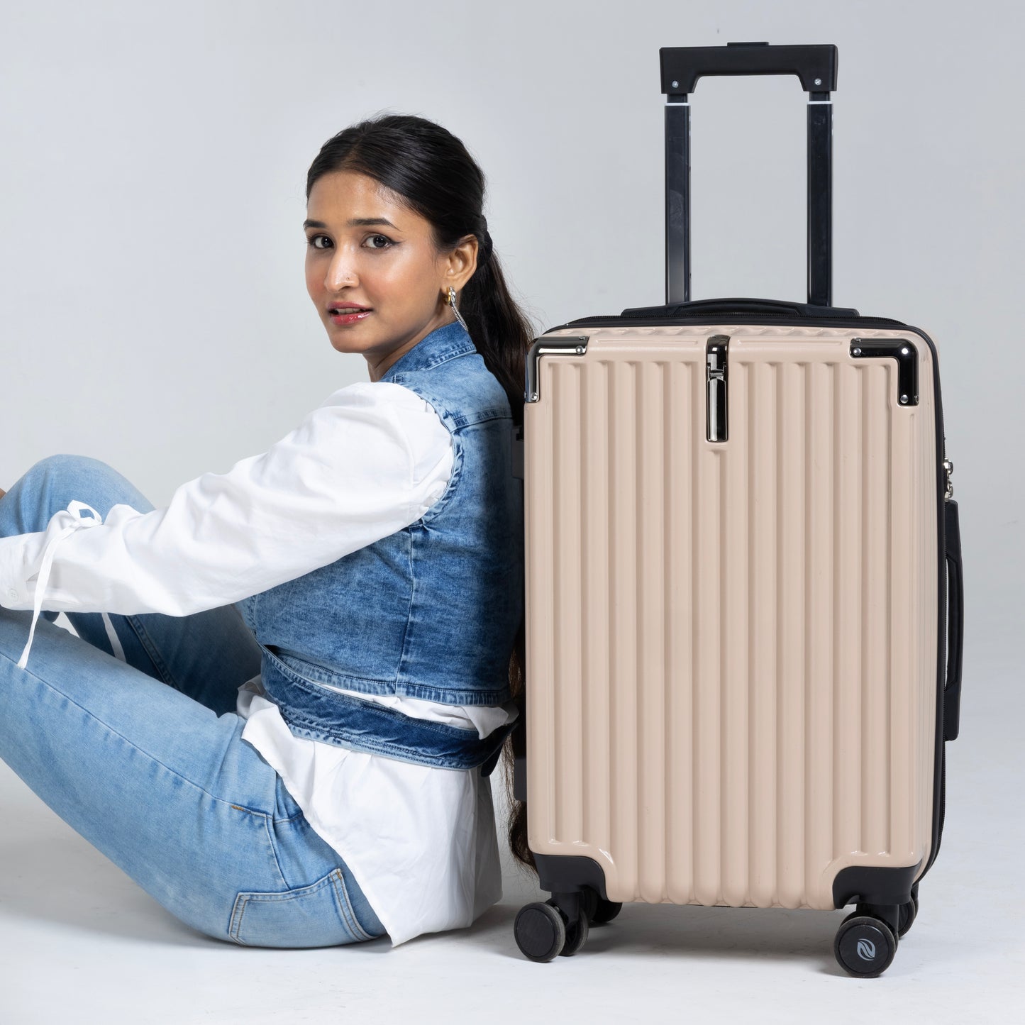 ZENSU HORIZON- 21” INCH CARRY ON (Beige)